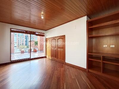Apartamento de 4 alcobas en venta en La Cabrera, Bogotá, 325 m² · foto 8 de 20
