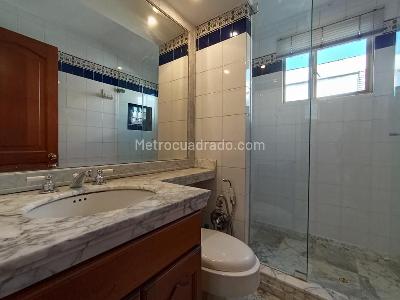 Apartamento de 4 alcobas en venta en La Cabrera, Bogotá, 325 m² · foto 14 de 20