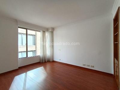 Apartamento de 4 alcobas en venta en La Cabrera, Bogotá, 325 m² · foto 15 de 20
