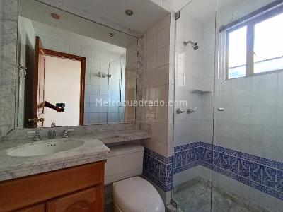 Apartamento de 4 alcobas en venta en La Cabrera, Bogotá, 325 m² · foto 16 de 20