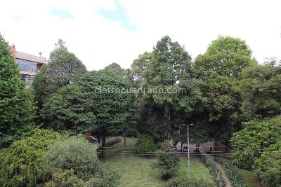 Apartamento de 4 alcobas en venta en Chico Reservado, Bogotá, 300 m² · foto 2 de 20