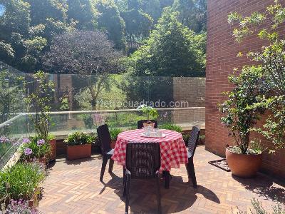 Apartamento de 3 alcobas en venta en Bosque De Pinos I, Bogotá, 224 m² · foto 17 de 20