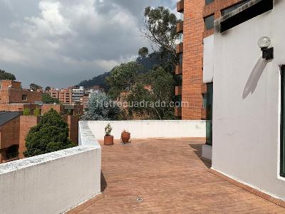 Apartamento en venta en Los Rosales, Bogotá · foto 2 de 18