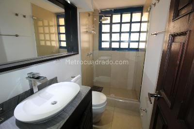 Casa de 5 alcobas en venta en Cerros De Sotileza, Bogotá, 408 m² · foto 13 de 20