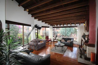 Casa de 5 alcobas en venta en Cerros De Sotileza, Bogotá, 408 m² · foto 2 de 20