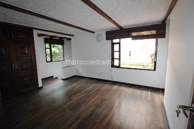 Casa de 5 alcobas en venta en Cerros De Sotileza, Bogotá, 408 m² · foto 9 de 20