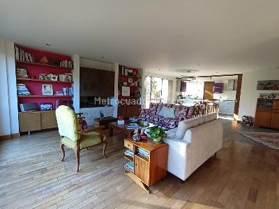 Apartamento de 3 alcobas en venta en San Patricio, Bogotá, 184 m² · foto 4 de 20