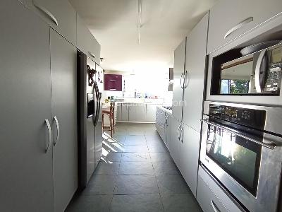 Apartamento de 3 alcobas en venta en San Patricio, Bogotá, 184 m² · foto 8 de 20