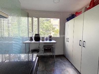 Apartamento de 2 alcobas en venta en Los Rosales, Bogotá, 190 m² · foto 11 de 20
