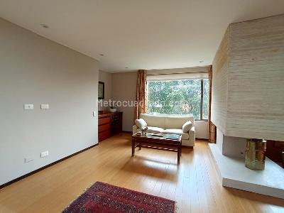 Apartamento de 2 alcobas en venta en Los Rosales, Bogotá, 190 m² · foto 6 de 20