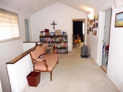 Casa de 4 alcobas en venta en Santa Paula, Bogotá, 194 m² · foto 10 de 20