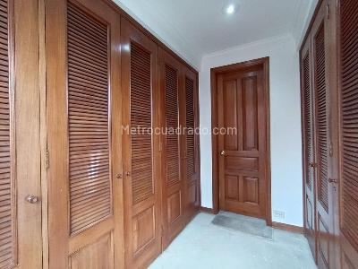 Apartamento en venta en Los Rosales, Bogotá · foto 11 de 20