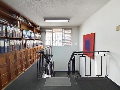 Casa de 5 alcobas en venta en Santa Barbara, Bogotá, 270 m² · foto 7 de 16