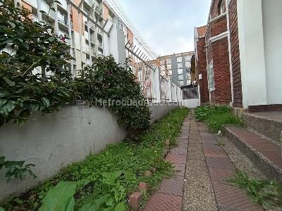 Casa de 5 alcobas en venta en Chapinero Central, Bogotá, 296 m² · foto 12 de 20