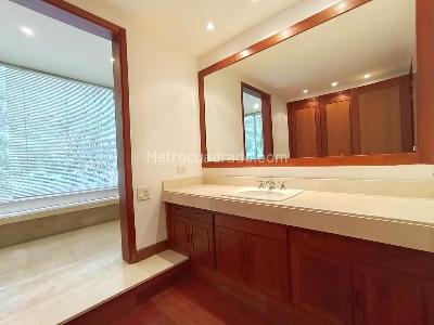Apartamento de 3 alcobas en venta en Los Rosales, Bogotá, 245 m² · foto 11 de 20