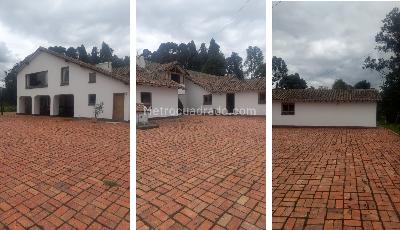 Casa de 4 alcobas en venta en Fagua, Cajicá · foto 4 de 20