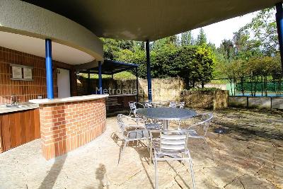 Apartamento de 3 alcobas en venta en Sierras Del Moral, Bogotá, 221 m² · foto 16 de 20