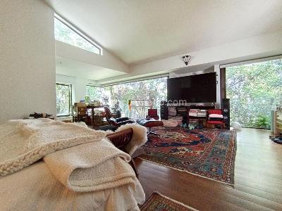 Casa de 5 alcobas en venta en Chico Oriental, Bogotá, 995 m² · foto 9 de 10