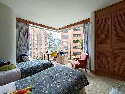 Apartamento en venta en Los Rosales, Bogotá · foto 12 de 18