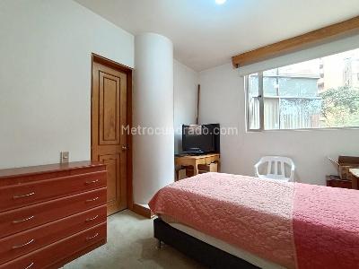 Apartamento en venta en Los Rosales, Bogotá · foto 6 de 18