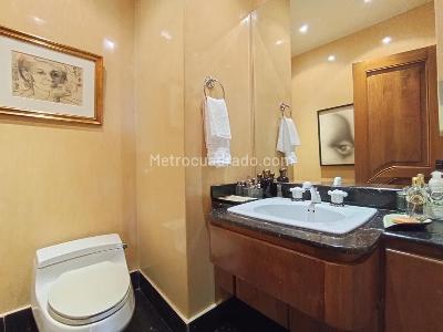 Apartamento en venta en Los Rosales, Bogotá · foto 7 de 18