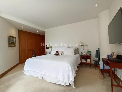 Apartamento en venta en Los Rosales, Bogotá · foto 9 de 18