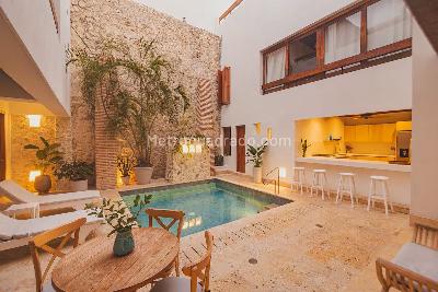 Casa de 3 alcobas en venta en Ciudad Amurallada, Cartagena, 430 m² · foto 1 de 17
