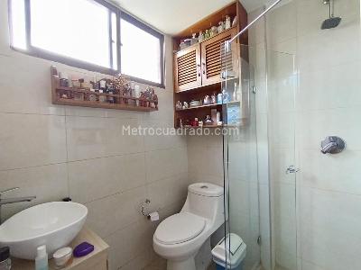 Apartamento de 4 alcobas en venta en Bella Suiza, Bogotá, 147 m² · foto 14 de 20