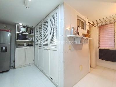 Apartamento de 2 alcobas en venta en Santa Barbara Occidental, Bogotá, 145 m² · foto 7 de 15