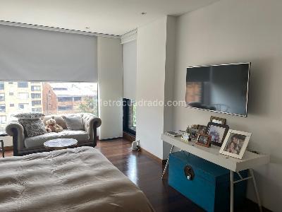 Apartamento de 3 alcobas en arriendo en Los Rosales, Bogotá, 255 m² · foto 6 de 7