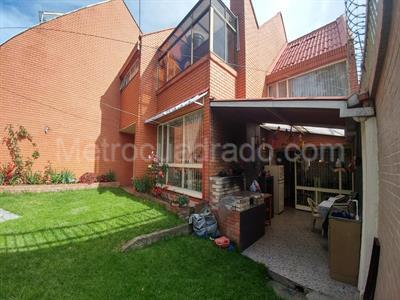 Casa de 4 alcobas en venta en Niza Bulevar, Bogotá, 322 m² · foto 17 de 20
