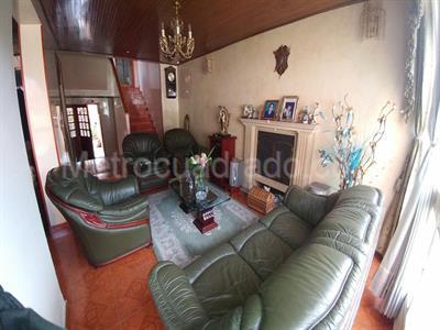 Casa de 4 alcobas en venta en Niza Bulevar, Bogotá, 322 m² · foto 2 de 20