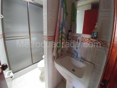 Casa de 4 alcobas en venta en Niza Bulevar, Bogotá, 322 m² · foto 4 de 20