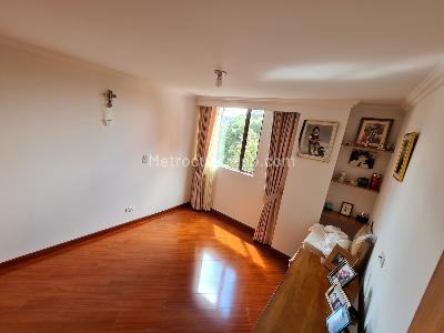 Apartamento de 3 alcobas en venta en Lagos De Cordoba Niza, Bogotá, 98 m² · foto 10 de 19