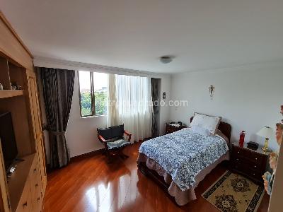 Apartamento de 3 alcobas en venta en Lagos De Cordoba Niza, Bogotá, 98 m² · foto 12 de 19