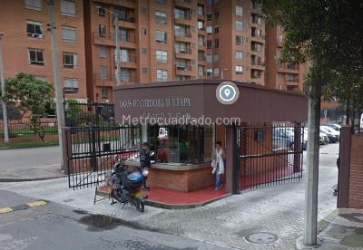 Apartamento de 3 alcobas en venta en Lagos De Cordoba Niza, Bogotá, 98 m² · foto 2 de 19