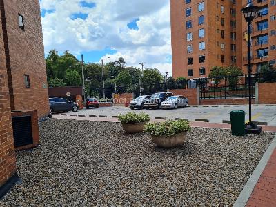 Apartamento de 3 alcobas en venta en Lagos De Cordoba Niza, Bogotá, 98 m² · foto 19 de 19