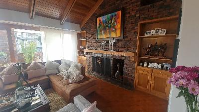 Apartamento de 4 alcobas en venta en Los Rosales, Bogotá, 238 m² · foto 14 de 20