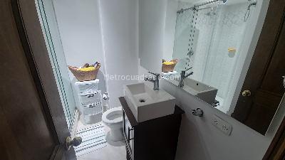 Apartamento de 4 alcobas en venta en Los Rosales, Bogotá, 238 m² · foto 18 de 20