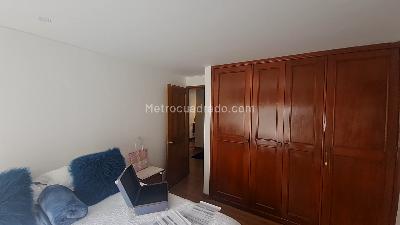 Apartamento de 4 alcobas en venta en Los Rosales, Bogotá, 238 m² · foto 19 de 20