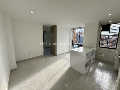 Apartamento de 1 alcoba en venta en Usaquen Cedritos, Bogotá, 29 m² · foto 4 de 20