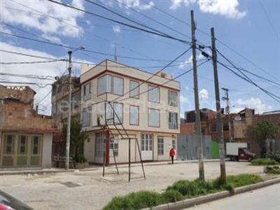 Casa de 5 alcobas en venta en Villa Sofia, Soacha, 278 m² · foto 10 de 15