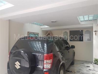 Casa de 5 alcobas en venta en Santa Margarita, Bogotá, 495 m² · foto 11 de 20