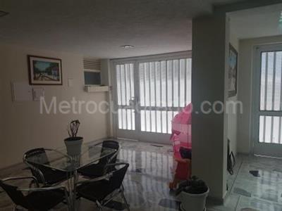 Casa de 5 alcobas en venta en Santa Margarita, Bogotá, 495 m² · foto 5 de 20