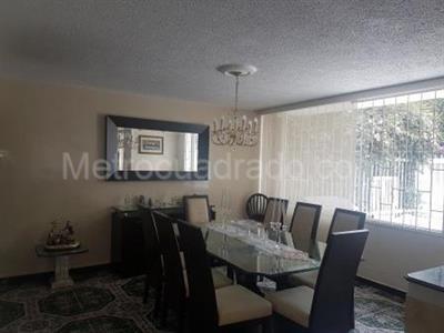 Casa de 5 alcobas en venta en Santa Margarita, Bogotá, 495 m² · foto 9 de 20