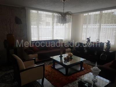 Casa de 5 alcobas en venta en Santa Margarita, Bogotá, 495 m² · foto 10 de 20