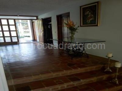 Casa de 5 alcobas en venta en Santa Barbara, Bogotá, 290 m² · foto 11 de 20