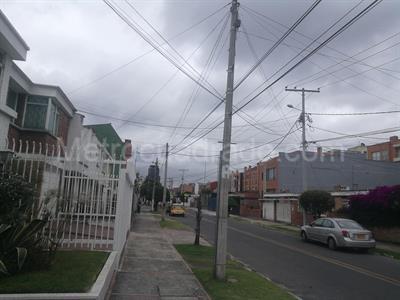Casa en venta en Pasadena, Bogotá · foto 4 de 20