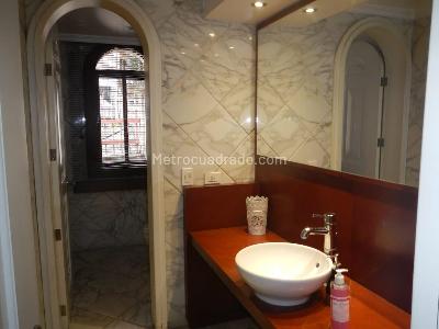 Apartamento de 5 alcobas en venta en El Refugio Chico, Bogotá, 370 m² · foto 3 de 20