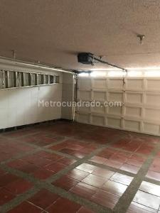 Casa en venta en Santa Barbara Central, Bogotá · foto 12 de 20